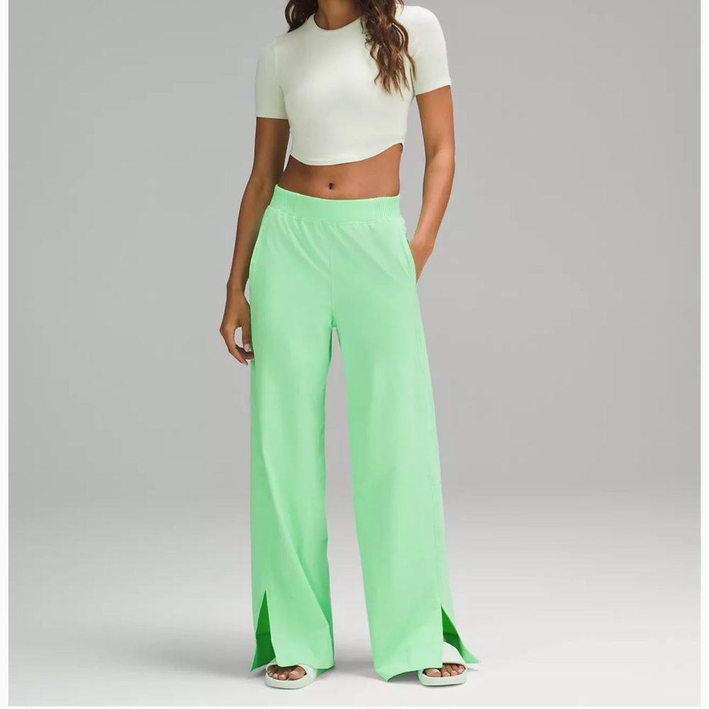 Lululemon stretch woven wide leg high rise pant